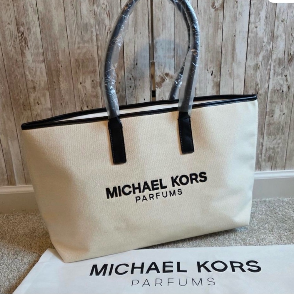 Michael Kors Cream and Black Tote Bag